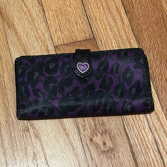 Coach Handbags - Coach Wallet